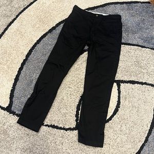 GEORGE, 30x30, BLACK